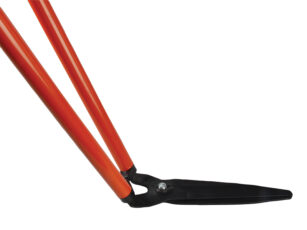 P74 Long Handled Lawn Shears