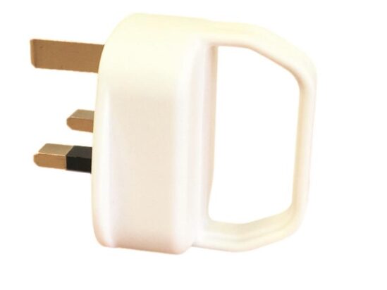 Easy Pull Plug 13A White