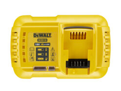 DCB118 XR FlexVolt Multi-Voltage Fast Charger 18/54V Li-ion