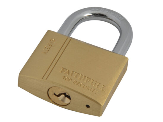 Brass Padlock 40mm 3 Keys - Image 3