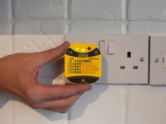 FatMax® UK Wall Plug Tester