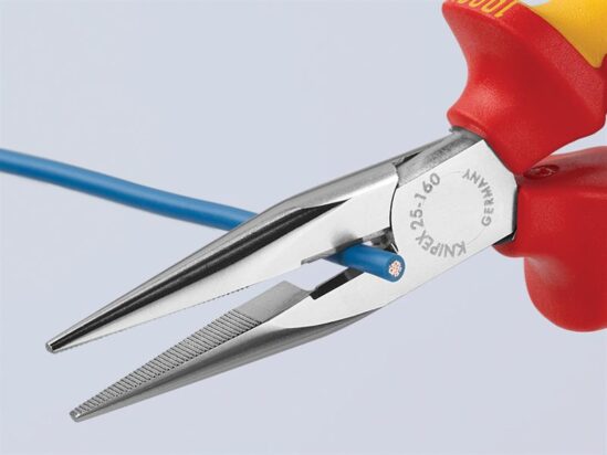 VDE Snipe Nose Side Cutting Pliers (Radio) 160mm - Image 4