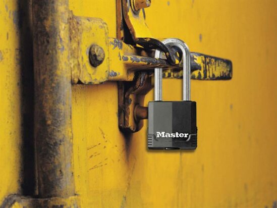 Excell™ Weather Tough 51mm Padlock 5-Pin - 51mm Shackle - Image 3