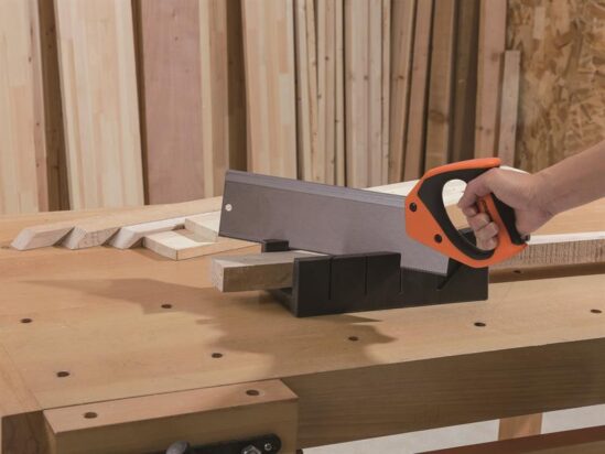 Plastic Mitre Box with Saw 11.1/4in - Image 4