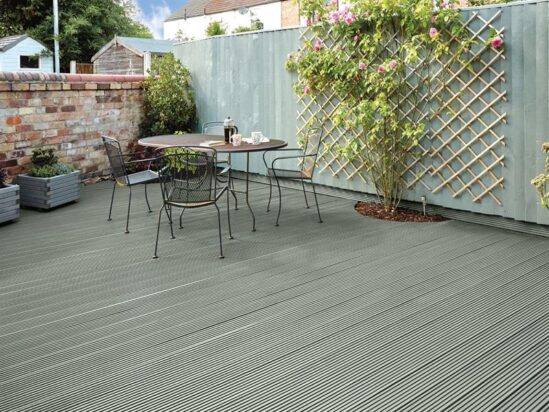 Ultimate Protection Decking Stain Willow 2.5 litre - Image 3