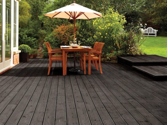 Ultimate Protection Decking Stain Walnut 2.5 litre - Image 5