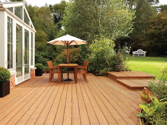 Quick Drying Decking Stain Country Oak 2.5 litre - Image 3