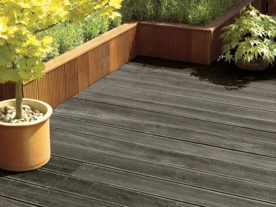 Ultimate Protection Decking Oil Dark Oak 5 litre - Image 2