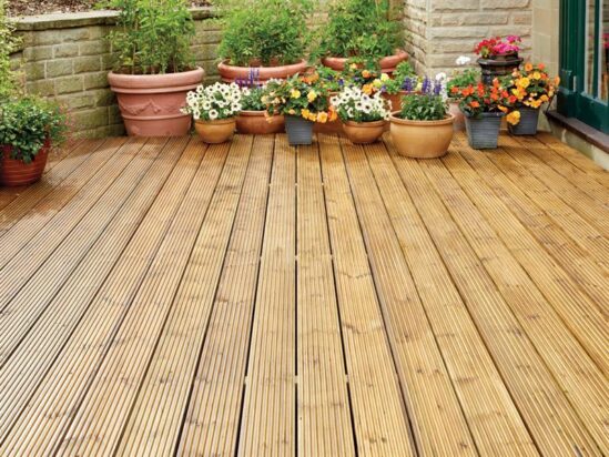 Ultimate Protection Decking Oil Natural Pine 5 litre - Image 2