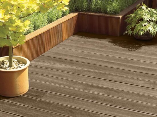 Ultimate Protection Decking Oil Teak 2.5 litre - Image 2