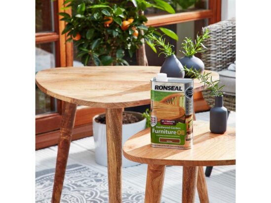 Ultimate Protection Hardwood Garden Furniture Oil Natural Clear 500ml - Image 2